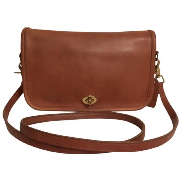 Coach Handbags - ❌SOLD❌ AUTHENTIC VINTAGE COACH 1994 Cognac Pocket Purse